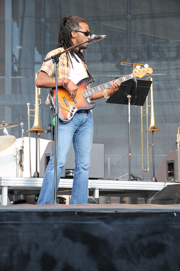 Fete de la Musique Evry 2009 - Sergent Garcia 083.jpg